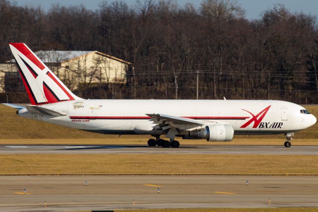 BOEING 767-200 (N750AX) - An ABX 767-200 on takeoff roll at CVG.