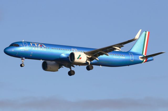 Airbus A321neo (EI-HXD)