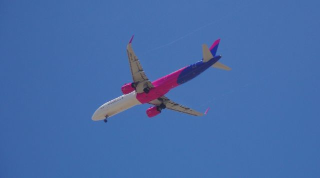 Airbus A321neo (9H-WBU)
