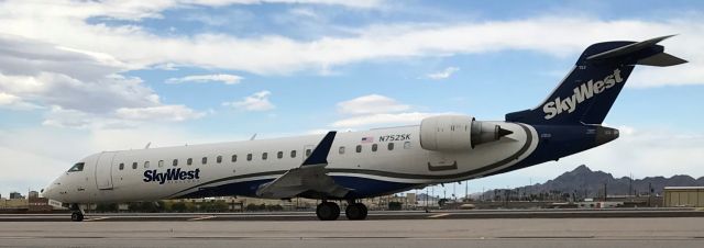 Canadair Regional Jet CRJ-700 (N752SK) - PHX Charlie N1 T4 23APR19