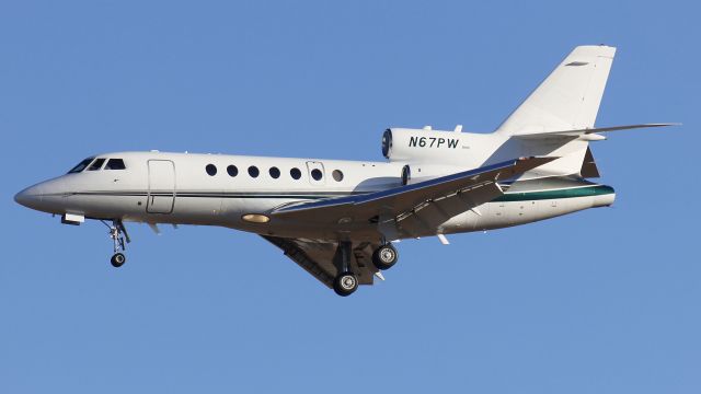 Hawker 800 (N67PW)