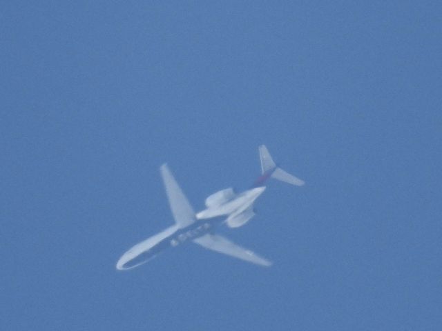 Boeing 717-200 (N986AT) - DAL2428br /ATL-ICTbr /07/01/22