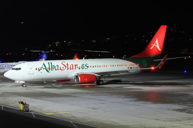 Boeing 737-800 (EC-NAB)