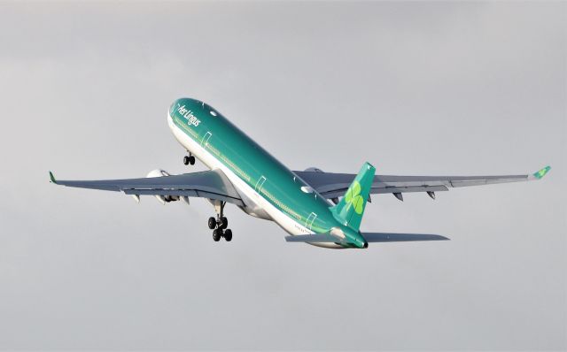 Airbus A330-300 (EI-DUZ) - aer lingus a330-302 ei-duz dep shannon on a test flight 18/11/20.