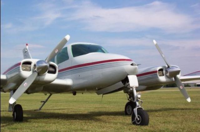 Cessna 310 (N8086M) - 1964 I-model 310