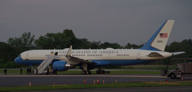 Boeing 757-200 (09-0015) - MORRISTOWN, NEW JERSEY, USA-JULY 24, 2020: Air Force One is seen parked next to the end of runway 23 approximately one half hour after landing with President Trump on board. The President is spending the weekend at his golf club in Bedminster, New Jersey. When flying into or out of Morristown Airport, the Air Force uses the Boeing 757-200 as Air Force One, instead of the larger 747, because of shorter runways at Morristown.