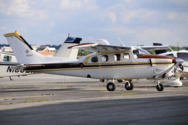 Cessna Centurion (N66WS) - Seen at KFDK on 6/23/2009.