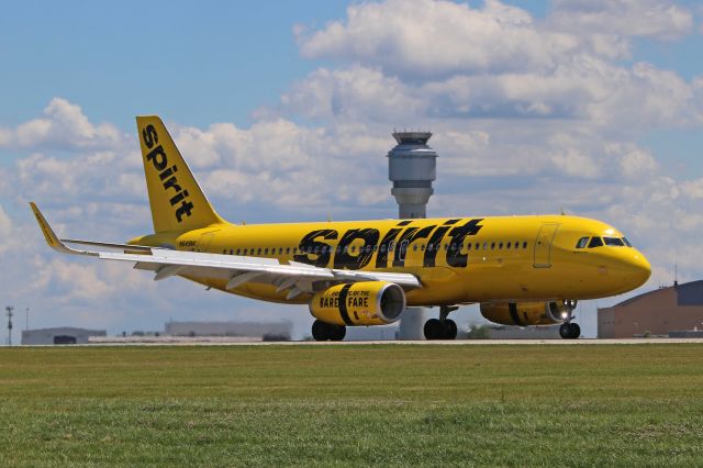 Airbus A320 (N649NK) - A new Spirit Airbus, N649NK, A320-232SL, c/n 7679 rolling out on RWY 24R from Orlando Int’l (KMCO) on 20 Jun 2017.