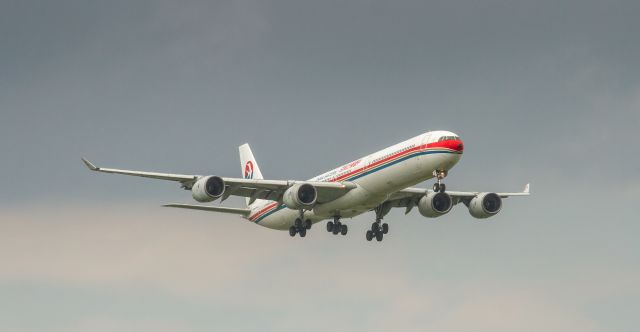 Airbus A340-600 (B-6051)