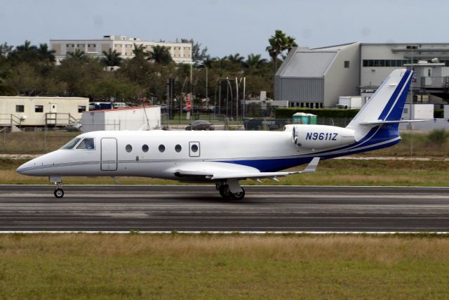 IAI Gulfstream G150 (N9611Z) - Departing rwy 5 on 19-Feb-08.