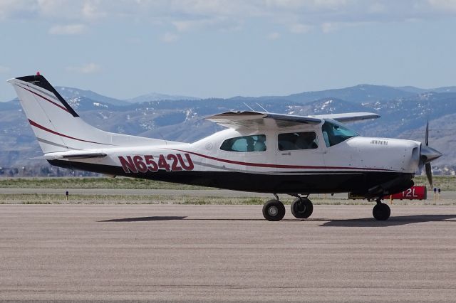 Cessna T210 Turbo Centurion (N6542U)