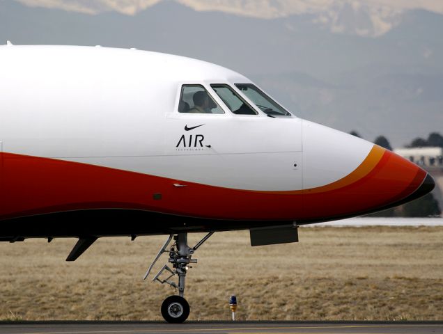 Dassault Falcon 2000 (N6453) - February 18, 2005