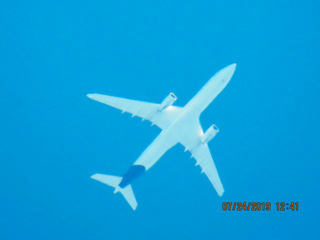 Airbus A330-300 (D-AIKQ)