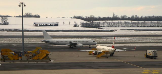 Airbus A320 (9H-MLZ) - 12/7/23 taxiing in from Rwy 34