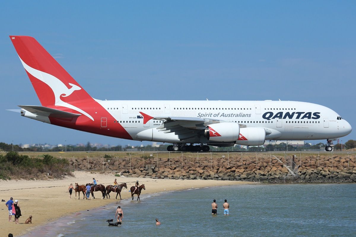 VH-OQK —