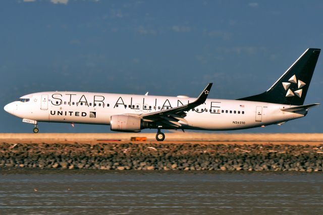 Boeing 737-800 (N26210) - 6th Oct., 2014