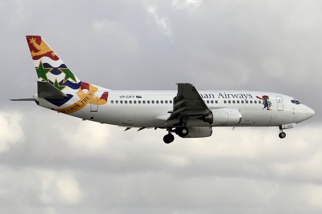 BOEING 737-300 (VP-CKY)