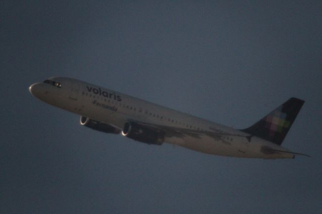 Airbus A320 (N512VL) - DEPARTURE 27 MMTJ