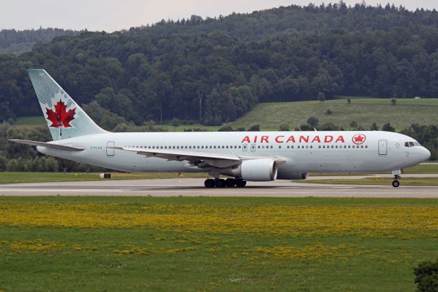 BOEING 767-300 (C-FCAG)