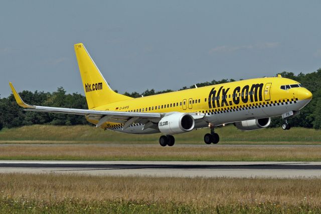 Boeing 737-800 (D-AHFS) - "Hapag-Lloyd Express" livery