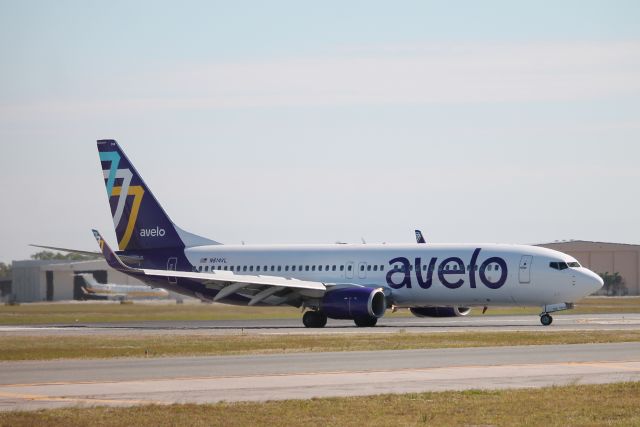 Boeing 737-800 (N814VL) - VXP307 HVN-SRQ 11/30/24
