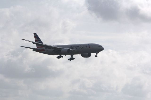 Boeing 777-200 (N778AN) - AA 176 landing at KDFW after a long flight from NRT Japan