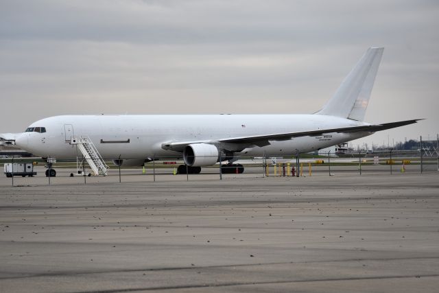 BOEING 767-300 (N1511A) - Been here for several days. Apparent trucking-sorting issues from the rumor mill.