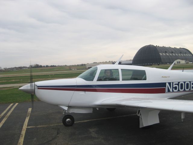 Mooney M-20 Turbo (N500B)