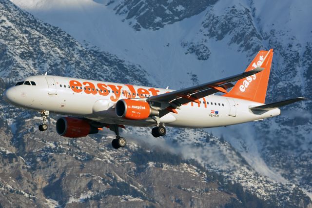 Airbus A320 (OE-ICU)