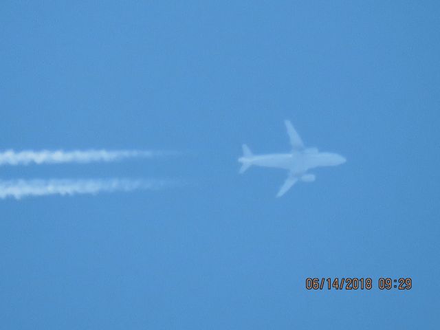 Airbus A319 (N899UA)