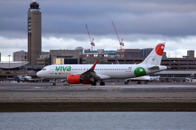 Airbus A320 (XA-VIF)