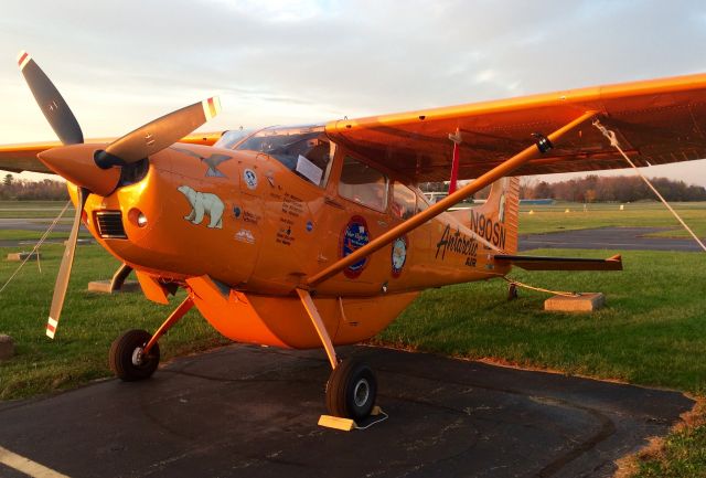 Cessna Skywagon (N90SN) - Polar Pumpkin has flown to both the North and South Poles.