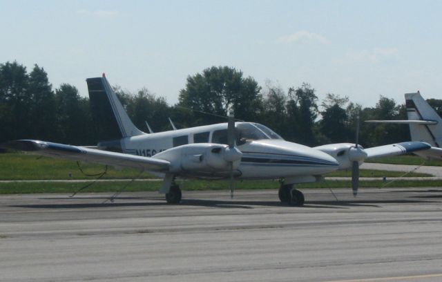 Piper Seneca (N15647)