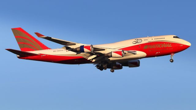 Boeing 747-400 (N936CA)