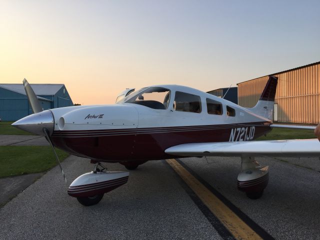 Piper Cherokee (N721JD) - The Spartan Wings Flying Clubs newest addition a 2000 Piper Archer getting ready to go up on another training flight with an #iFLYPLANEZ instructor!