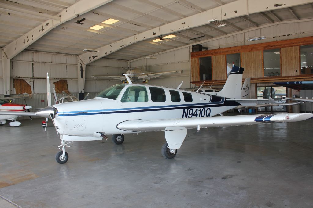 Beechcraft Bonanza (36) (N9410Q)