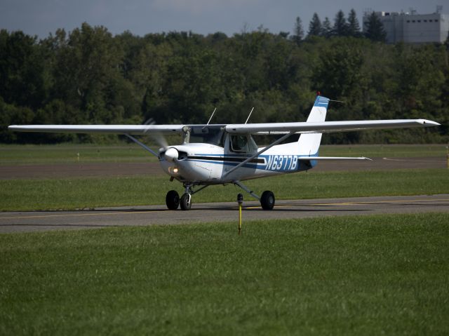 Cessna 152 (N6377B) - Taxiing back after a training flight.