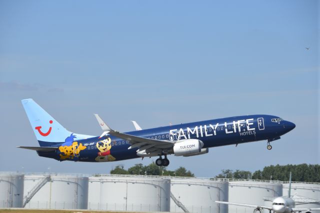 Boeing 737-700 (OO-JAF)