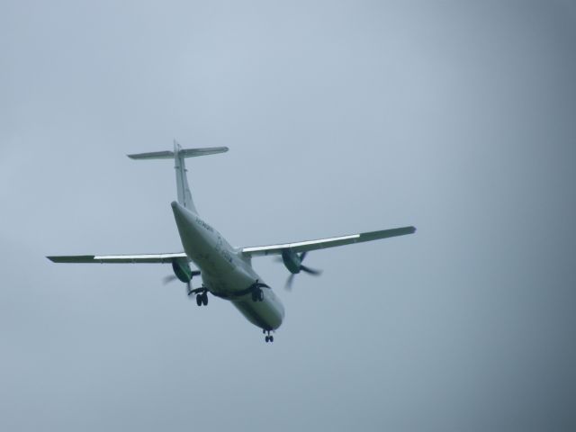 EI-SLN — - EI-SLN ATR 72 OF AER ARRAN ARRIVING EINN AS ARRAN 3613 ON 09-06-2011