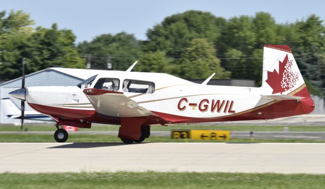 Mooney M-20 Turbo (C-GWIL) - Airventure 2017
