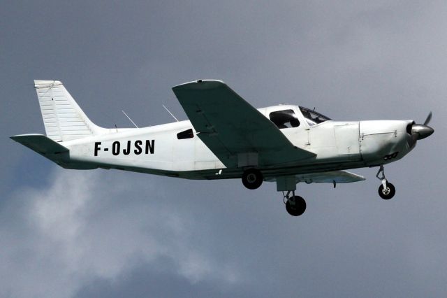 Piper Saratoga (F-OJSN)