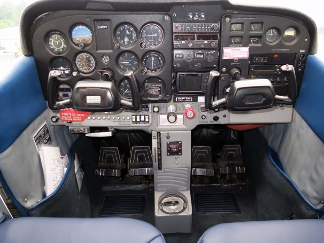 Cessna Skyhawk (N1727V) - Training fleet at Arrow Aviation (203) 744-5010