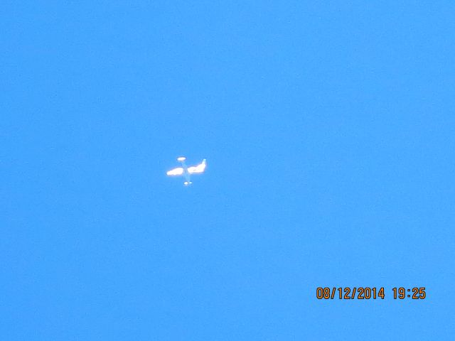 Eclipse 500 (N722TD) - over Baxter Springs KS (78KS) 