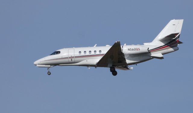 Cessna Citation Latitude (N560QS) - On final is this 2017 Cessna Citation Latitude 680A in the Autumn of 2019.