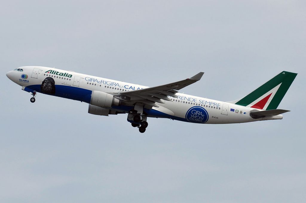 Airbus A330-300 (EI-EJG)