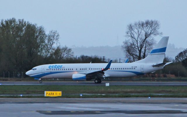 Boeing 737-800 (SP-ENR) - enter air b737-8 sp-enr landing at shannon this morning 22/4/18.