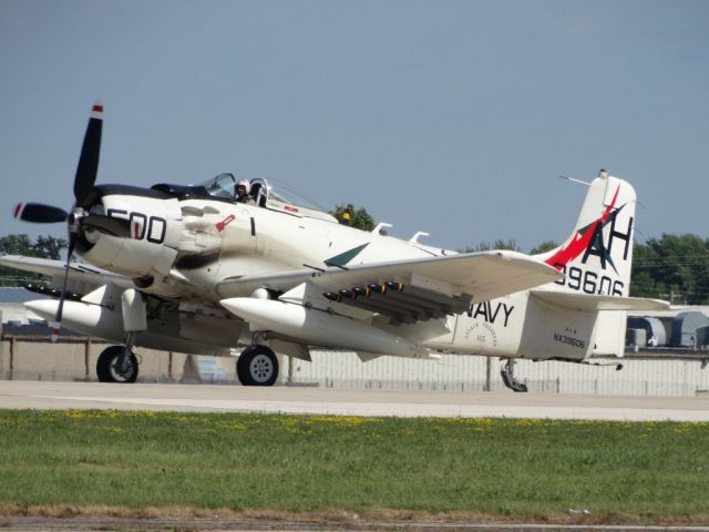 Douglas AD Skyraider (N39606)