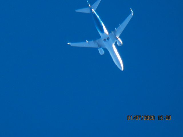 Boeing 737-800 (N569AS)