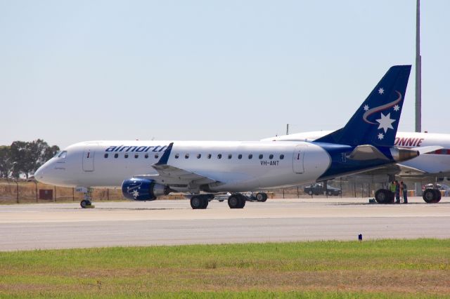 VH-ANT — - Embraer 170LR (ERJ-170-100LR)br /Photo: 04.03.2017