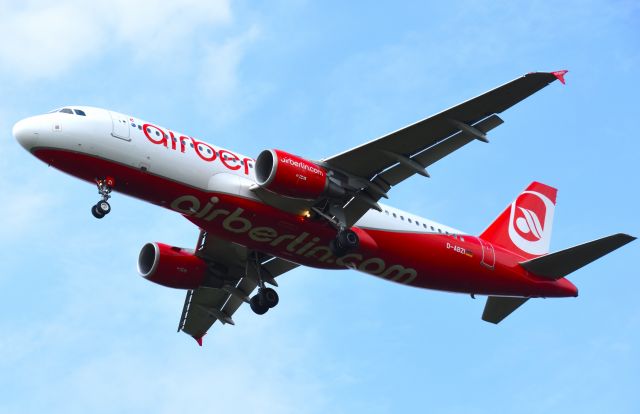 Airbus A320 (D-ABZI)